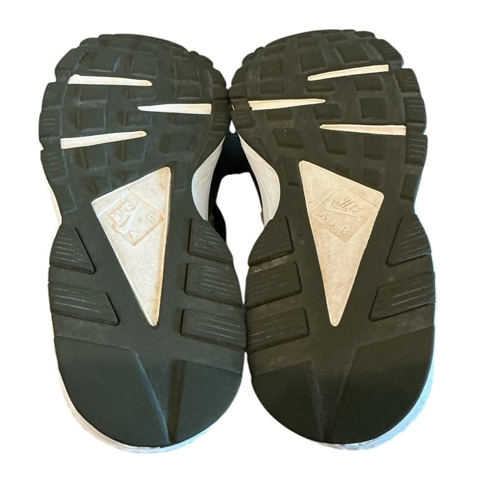 Nike Huarache Running Shoes US 7 EU 38 Olive Green Gym Running Sports Boys Girls - Picture 3 of 7